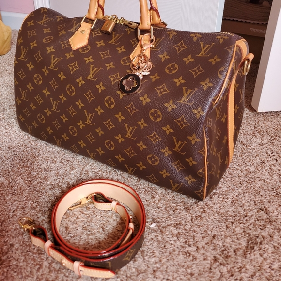 TRADED - Picture 2 of 16